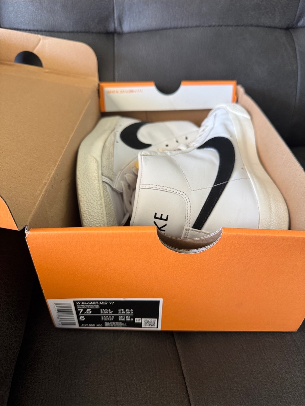 Nike White/Black Blazer Mid '77 Women's High-Top Sneakers